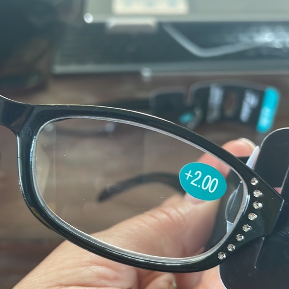 Fashion +2.00 black with clear crystal readers set of 2 NWT - Picture 7 of 15